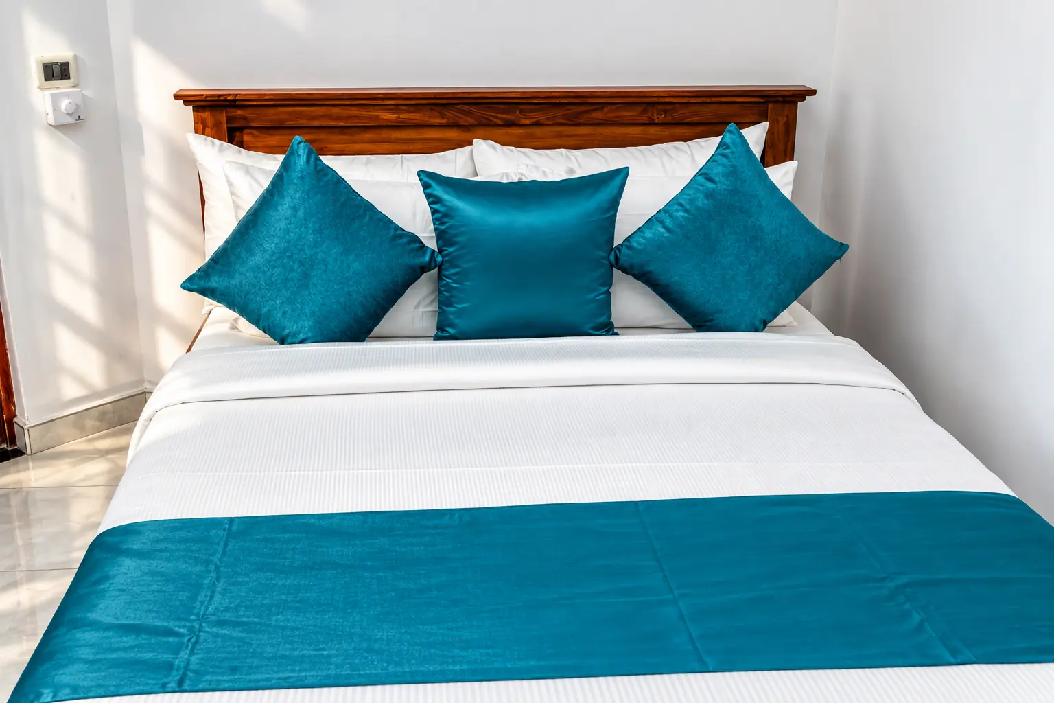 The Ocean Room – bedroom at Natarich villa, Marawila